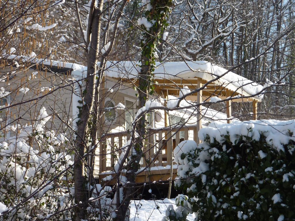 Camping Le Rey Louvie Juzon Chambre photo