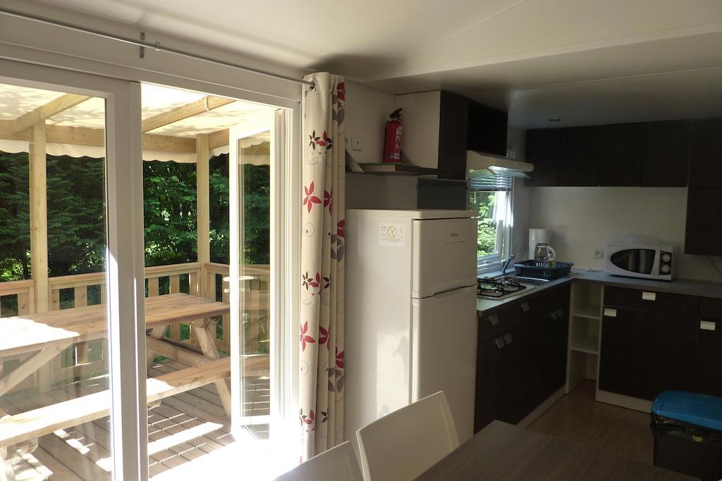 Camping Le Rey Louvie Juzon Chambre photo